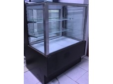 Холодильная кондитерская витрина CAKE 1.5